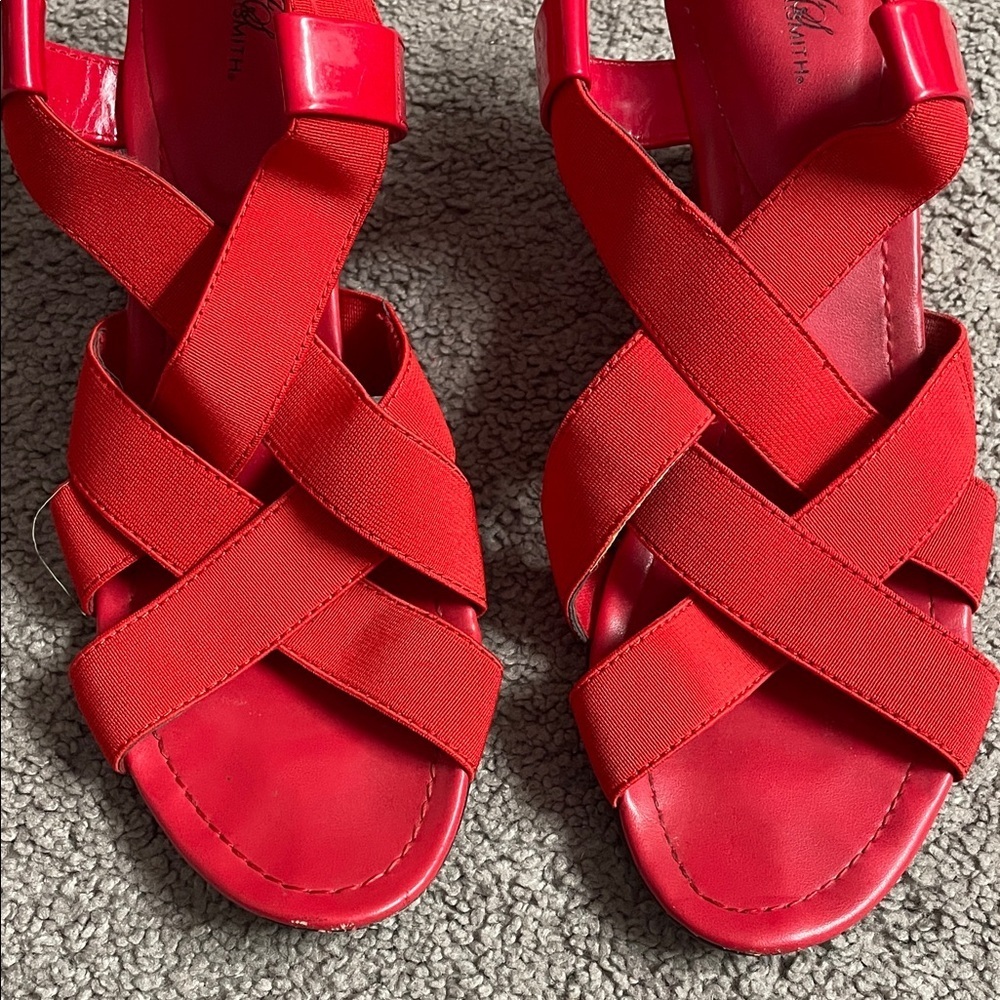 Jaclyn Smith Red Strappy Wedge Sandals Size 9 FAIR CONDITION - Picture 3 of 10